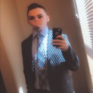 Meet your Posher, Zach